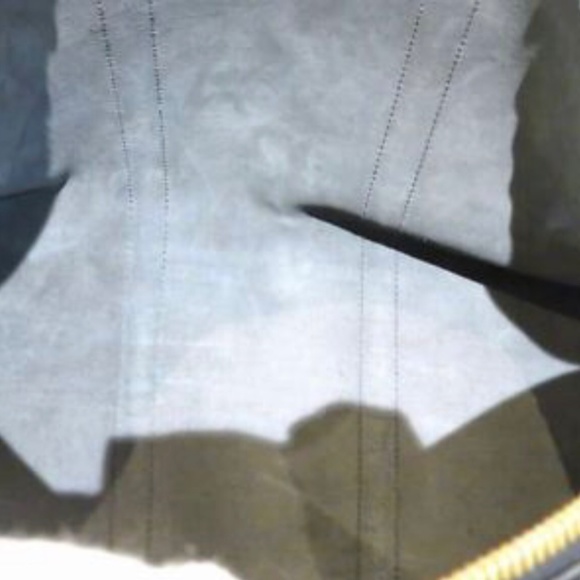 LOUIS VUITTON Epi Leather Black Keepall 50 Boston Bag - Picture 7 of 11